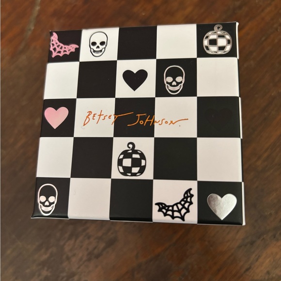 Betsey Johnson skull earrings. Blue pave crystal with crowns. Nib - Picture 4 of 4